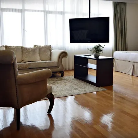 Monec 4* Ankara